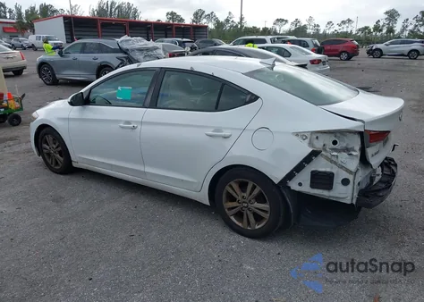 2017 Hyundai Elantra Se z USA, uszkodzony, nr VIN 5NPD84LF7HH058347